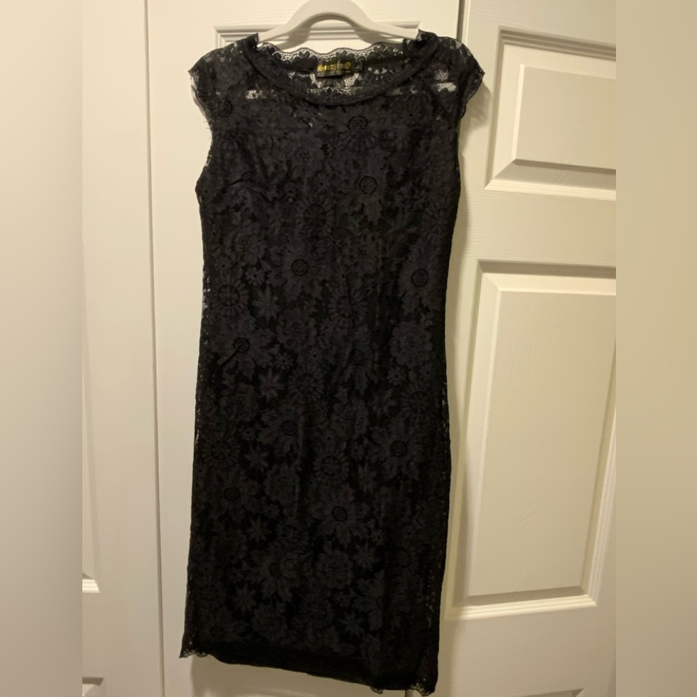 Chic Black Floral Lace Dress